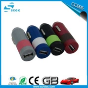 Carregador de cotxe USB vermell