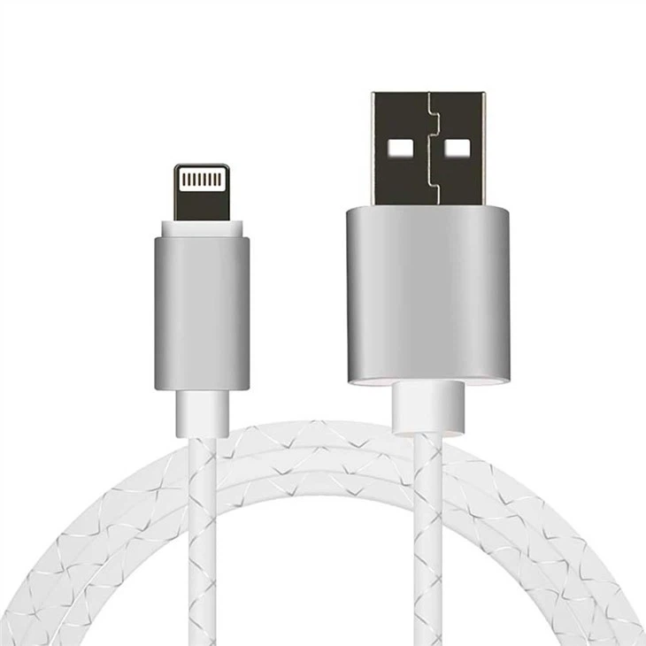 Cable carregador Iphone 12 diferent